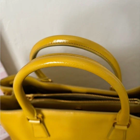 Prada Yellow Galleria Leather Tote with Strap - Picture 6 of 16